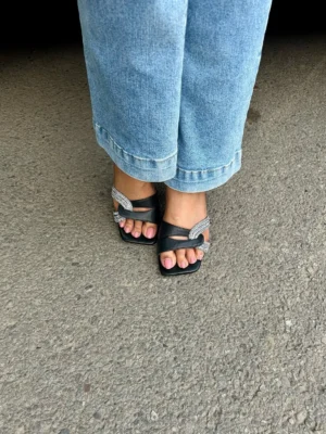 Urbantoes Nector Pencil Heels Black