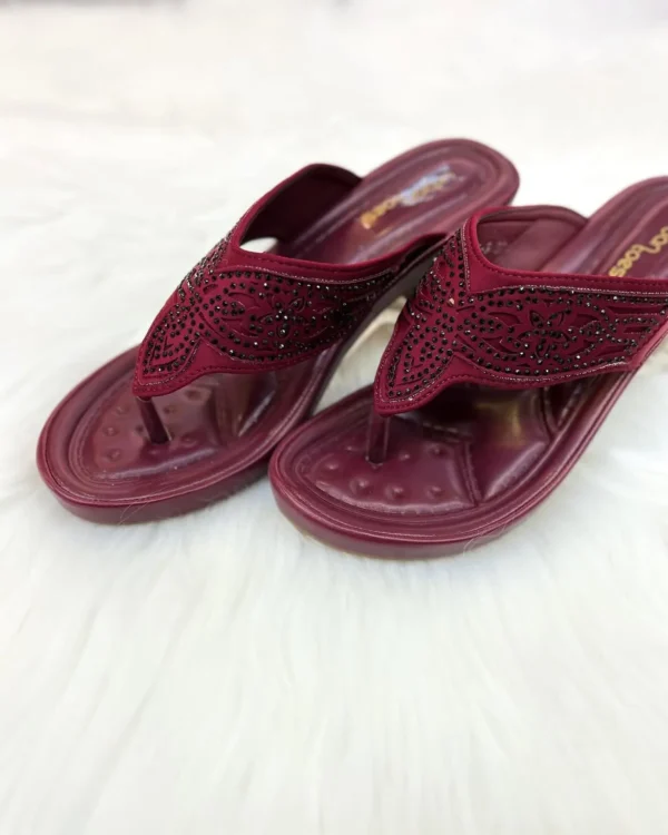 Edge Maroon Platform Slippers - Image 3