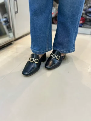 Chic Black Block Heel Mule