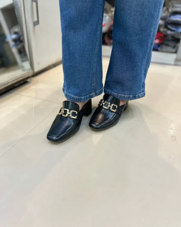 Chic Black Block Heel Mule