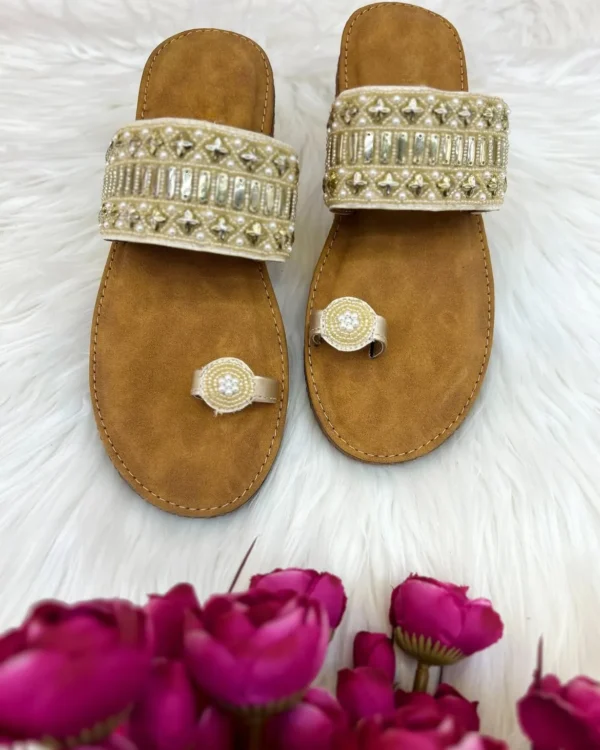 Urbantoes Jasmine Embroidery Flats Slippers Gold