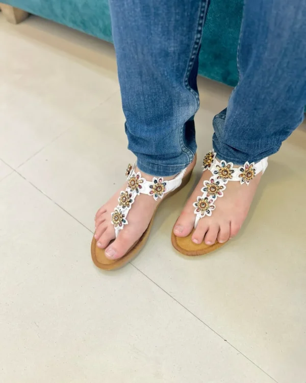 Urbantoes Pansy Embroidery Wedges