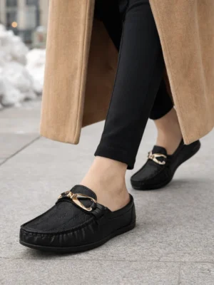 women walking loafers black
