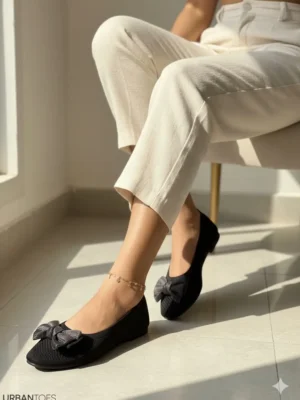 Black Ballerina Flats with Stylish Bow